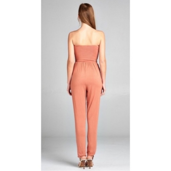 Dusty Apricot Strapless Jumpsuit Size S NWOT - Picture 3 of 4